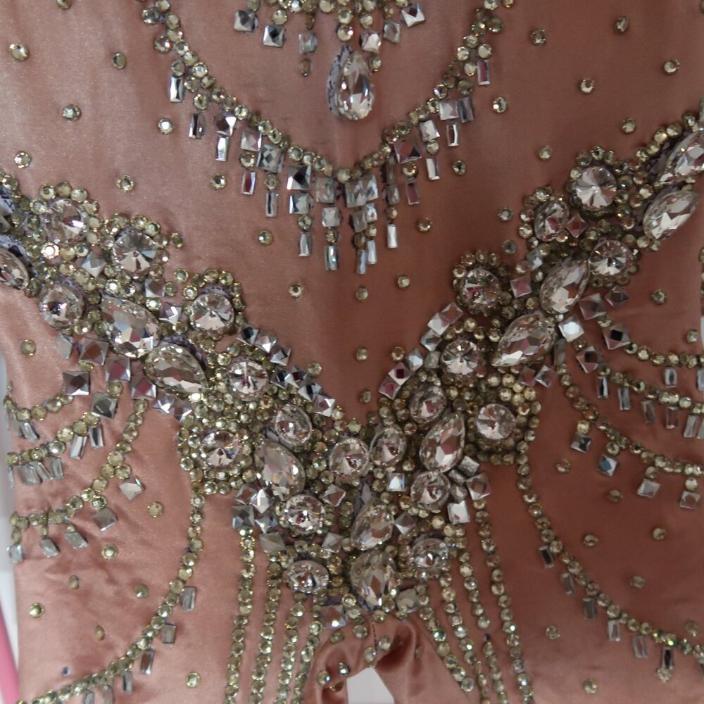 💎 Nude Rhinestone Bodysuit – Ultimate Showstopper 💎 - Picture 5 of 8